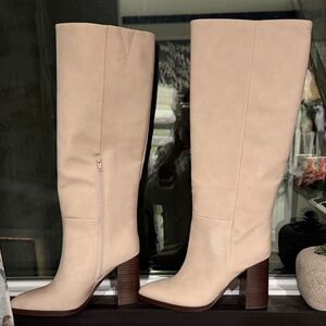 Dolce Vita Tan Heeled Boots